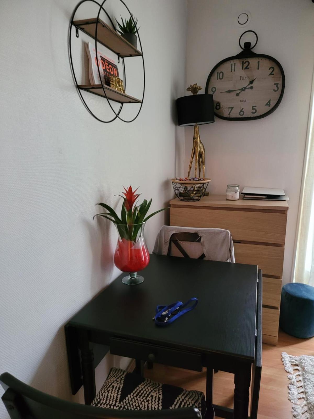 Mon Paris Apartment Bilik gambar